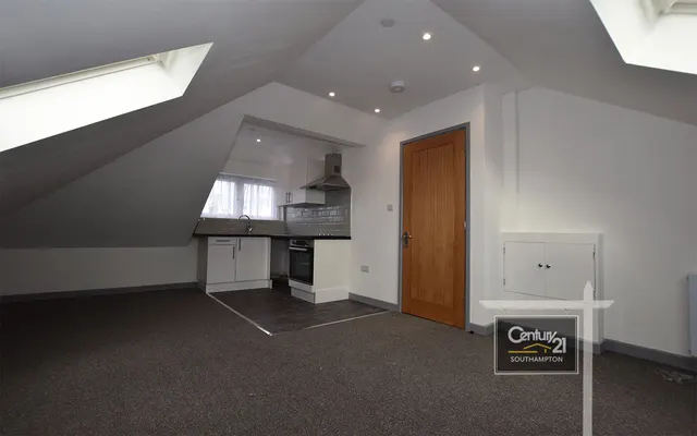 Clifton Road, Southampton, SO15, photo 1