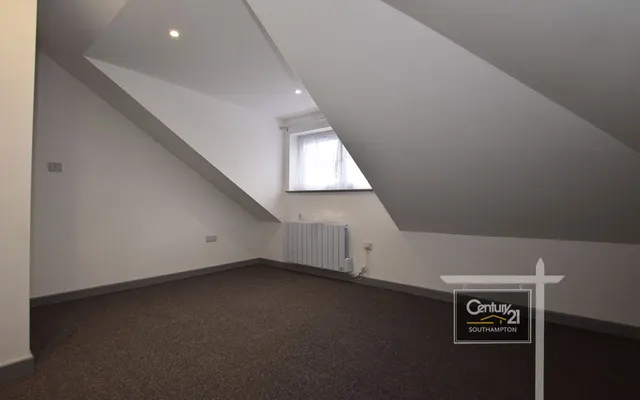 Clifton Road, Southampton, SO15, photo 3