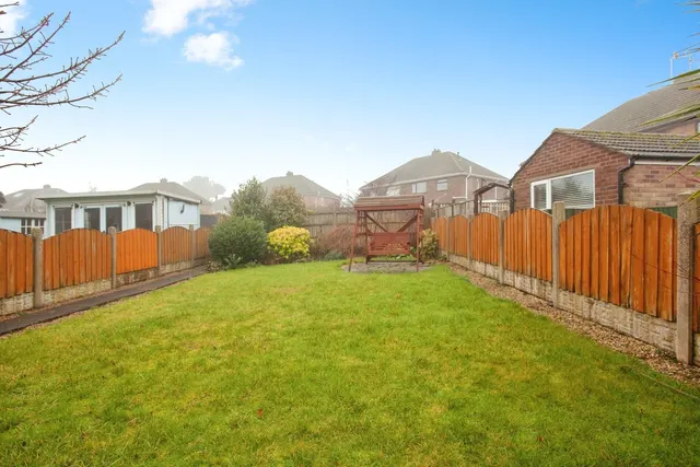 Photo 3 — Carver Drive, Dinnington, Sheffield, South Yorkshire, S25