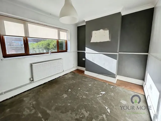 Photo 3 — Louise Drive, Blurton, Staffordshire, ST3