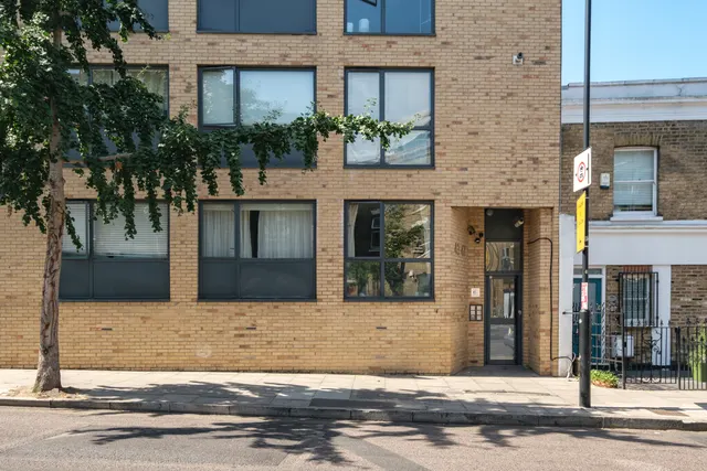 Boleyn Road, London, N16, photo 2