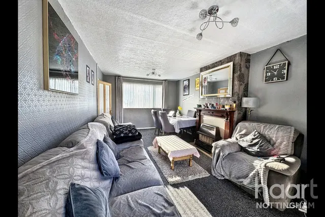 Cerne Close, Clifton, NG11, photo 3