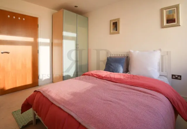 Cassilis Road, E14, photo 3