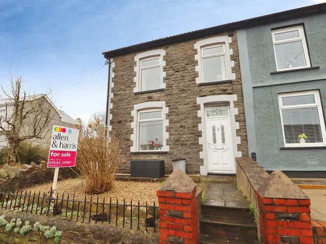 Trebanog Road, PORTH, photo 1