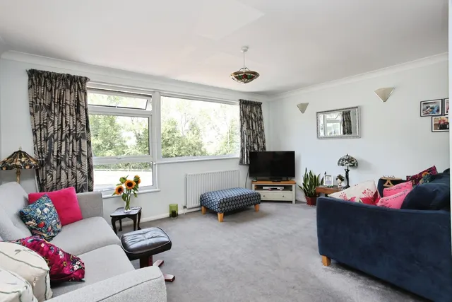 Quarry Hill Road, Tonbridge, TN9, photo 2