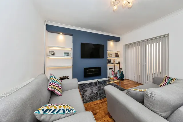 Downing Street, Llanelli, SA15, photo 2