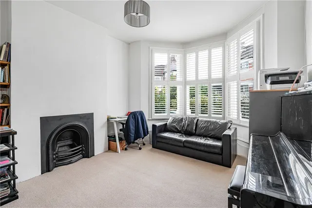 Rathcoole Avenue, London, N8, photo 2