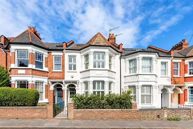 Rathcoole Avenue, London, N8, photo 1