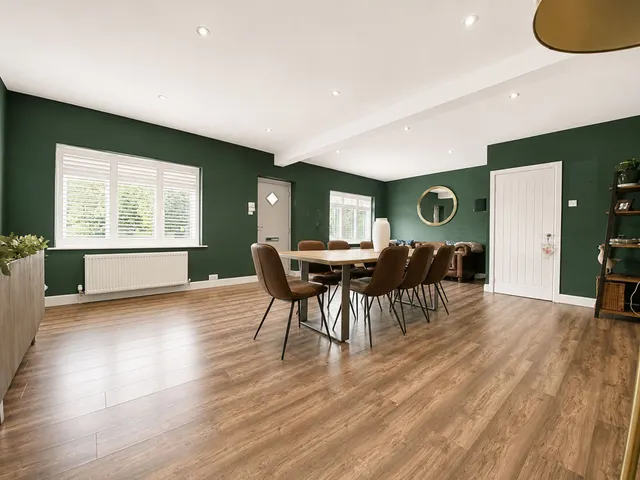 Woodville Road, Overseal, DE12, photo 3