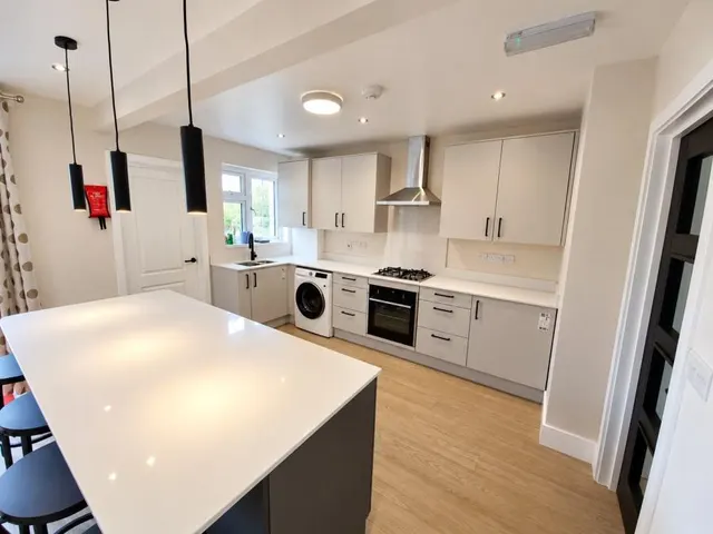 Coniston Avenue, Headington, OX3, photo 1