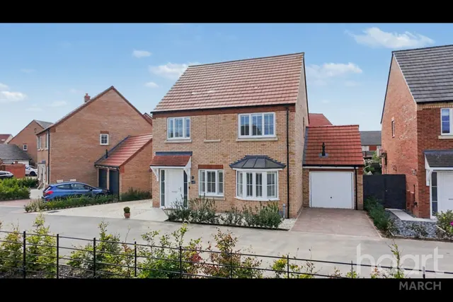 4 bedroom house, Sunflower Avenue, March, PE15