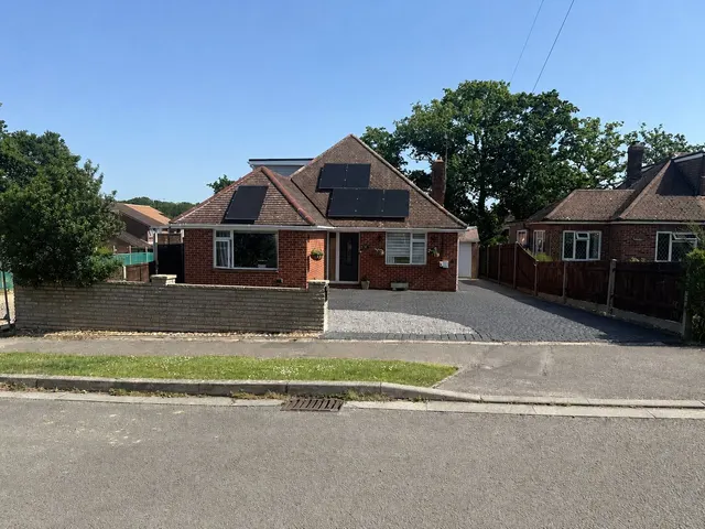 Summerhill Road, Waterlooville, PO8, photo 2