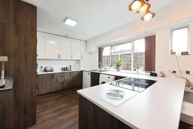 Summerhill Road, Waterlooville, PO8, photo 3