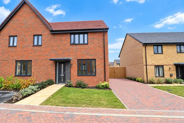 Newport Vale, Newport Pagnell, photo 1