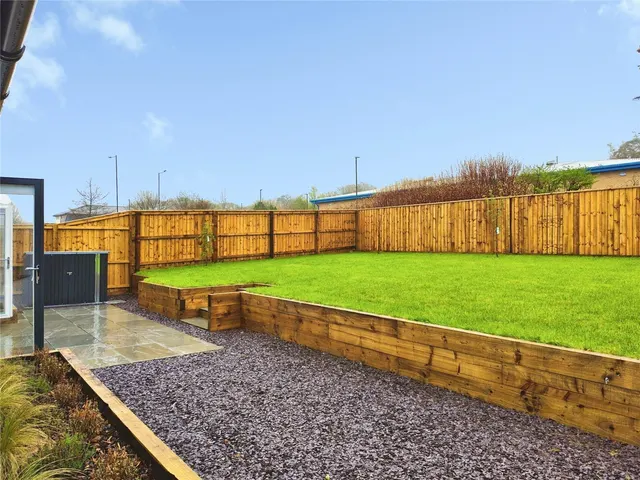 Cwmdulais Cwrt, Seven Sisters, SA10, photo 2