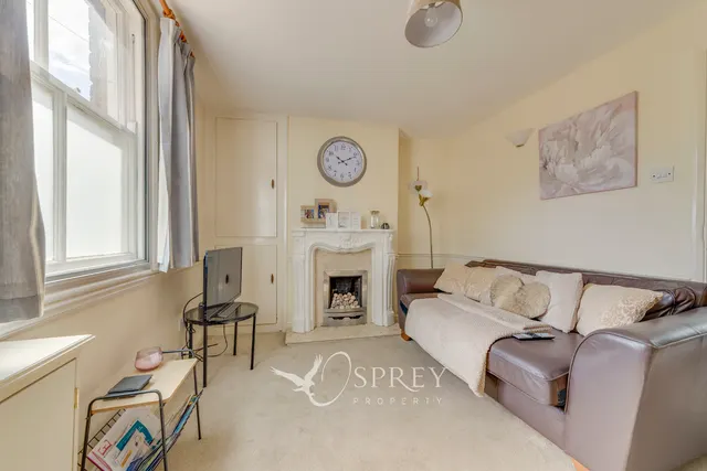 Stoke Hill, Oundle, PE8, photo 2