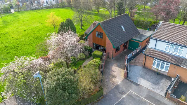 Hazelhurst Grove, Ashton-In-Makerfield, Wigan, Wigan, WN4 8RH, photo 1