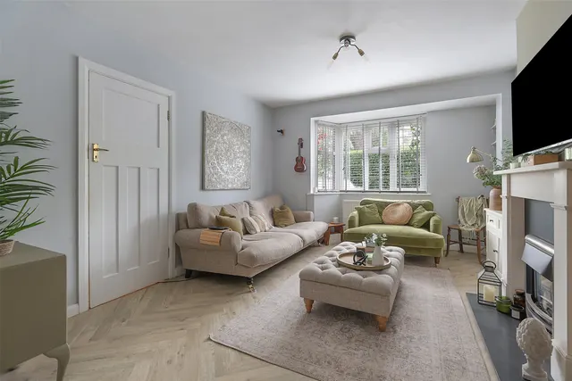 Strood Green, Brockham, RH3, photo 2
