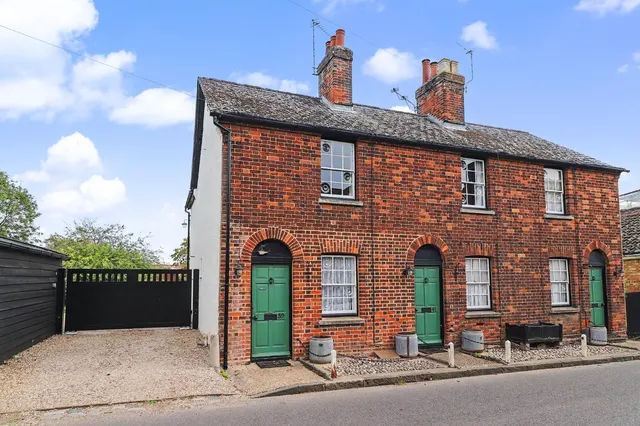 High Street, Walkern, SG2, photo 1