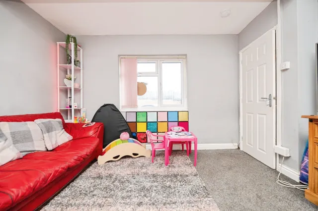 Photo 3 — Beechwood Road, Dudley