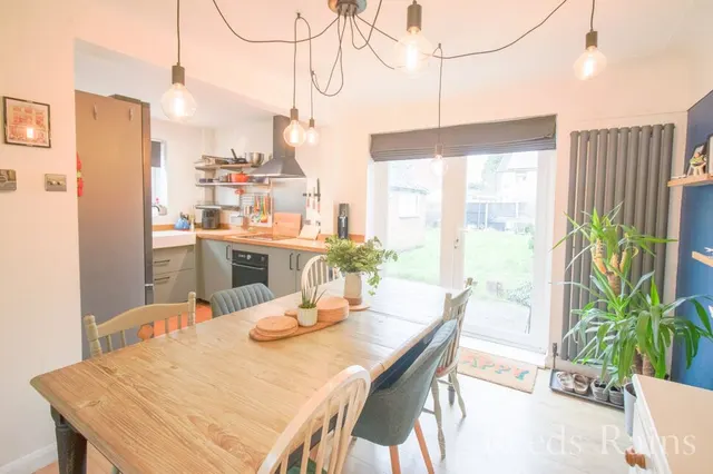 Photo 3 — Heywood Road, Great Sutton, Cheshire, CH66