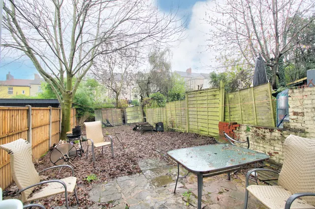 Clyffard Crescent, Newport, NP20, photo 1