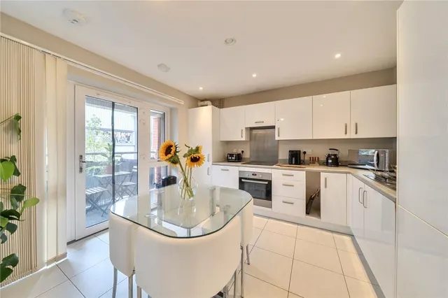 Arla Place, Ruislip, HA4, photo 2