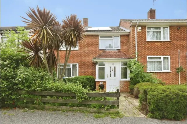 Tatwin Crescent, Southampton, SO19, photo 1