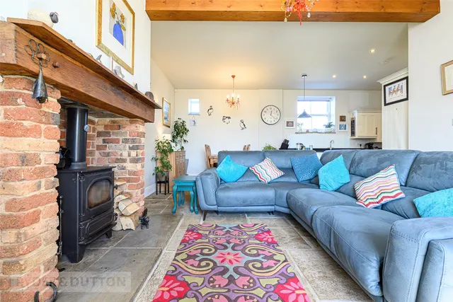 Deer Hill End Road, Meltham, HD9, photo 2
