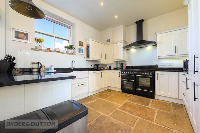 Deer Hill End Road, Meltham, HD9, photo 3