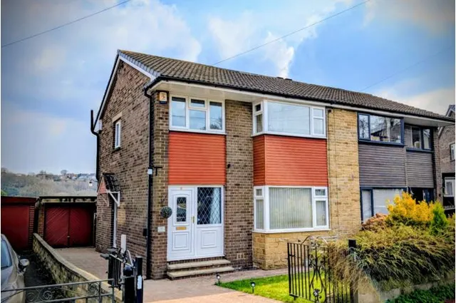 Close Lea Way, Brighouse, photo 1