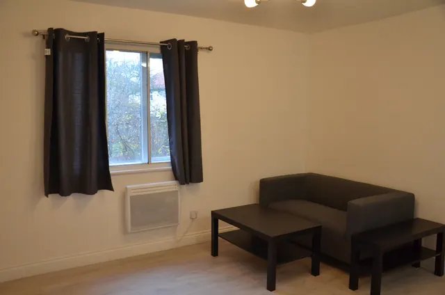 Photo 2 — Lampton Road, Hounslow, Middlesex, TW3 4DF