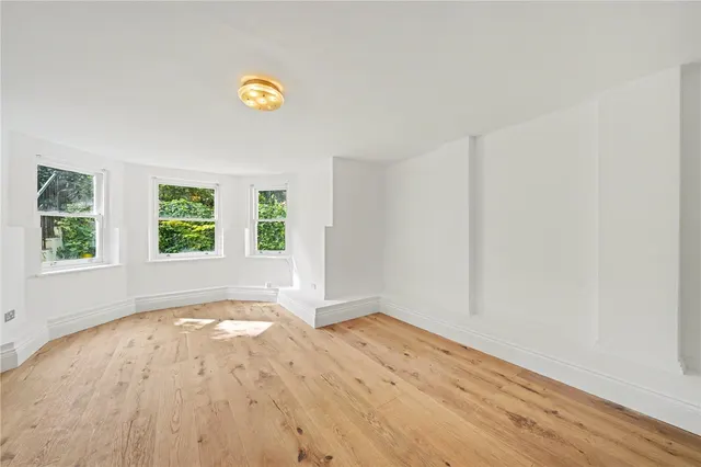 Stapleton Hall Road, London, N4, photo 1