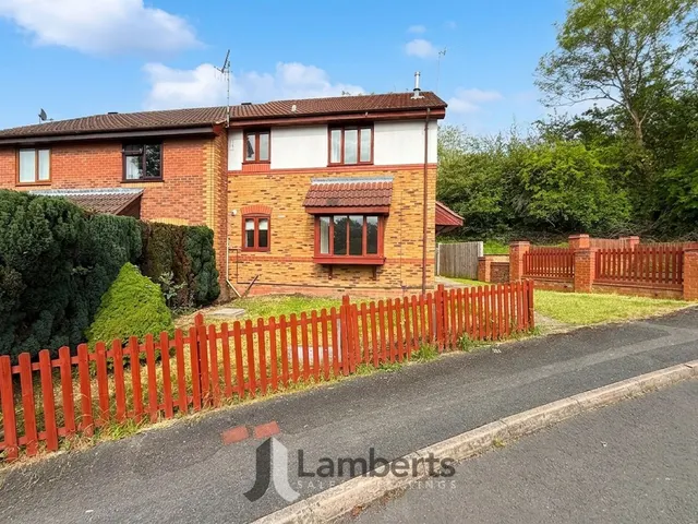 39 Ashmores Close, Redditch, photo 1