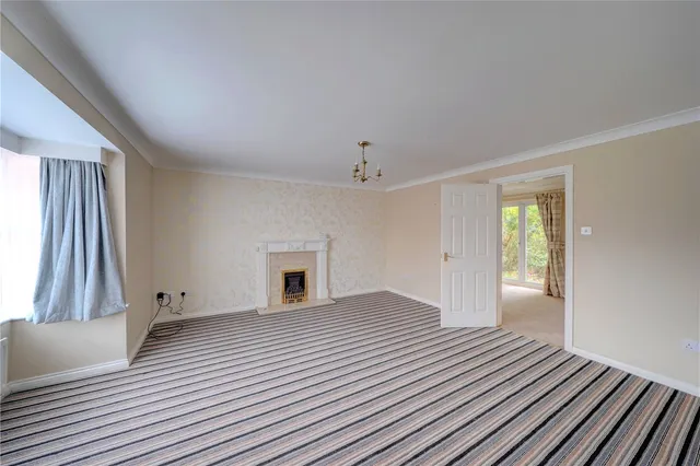 Photo 2 — Jackdaw Lane, Droitwich, Worcestershire, WR9 7HE