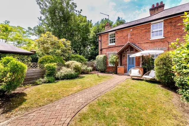 143 Altwood Road, Maidenhead, photo 1