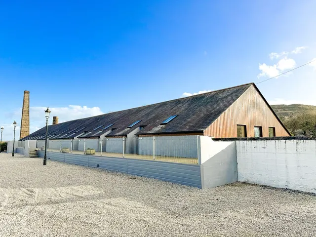 Photo 2 — Carbis Wharf Roche, St. Austell
