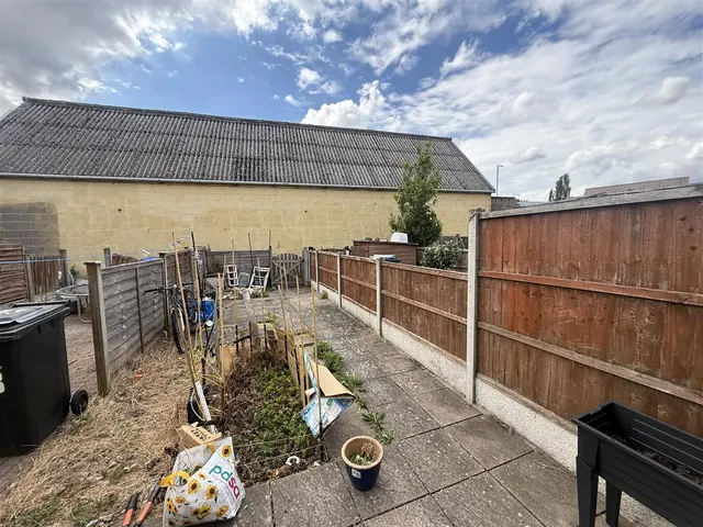 Horninglow Road, Burton-On-Trent, DE14, photo 2