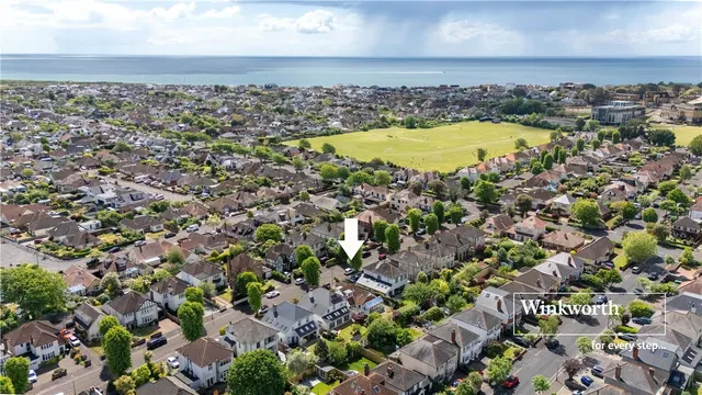 Broadlands Avenue, Bournemouth, Dorset, BH6, photo 1