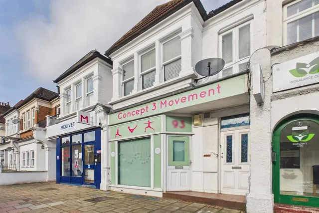 Photo 3 — Southfields, London, SW18 5LU
