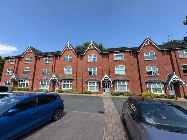 Wood End Road, Erdington, B24, photo 1