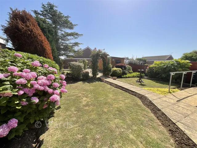 The Fairway, Dymchurch, TN29, photo 2