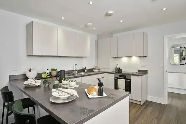 Swallowtail Drive, Bexhill-on-Sea, TN40, photo 3