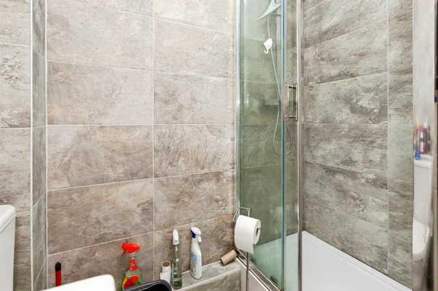 Queens Court, Slough, SL1, photo 3