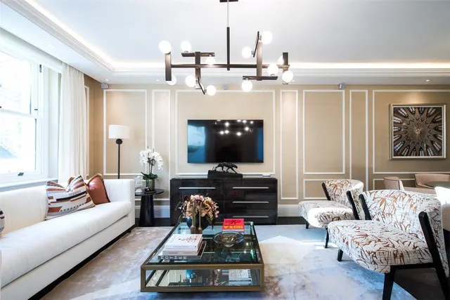 3 bedroom flat — Prince Of Wales Terrace, Kensington, Lonsion, W8