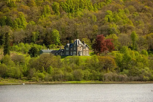 8 bedroom house — Trossachs, Callander, Stirlingshire, FK17 8HX