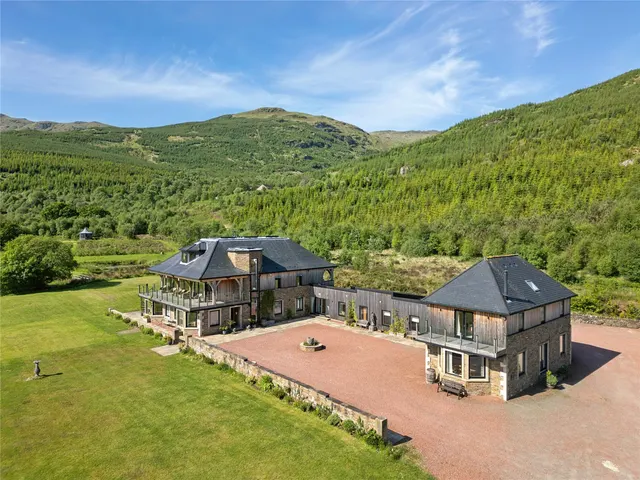 Carrick Castle Estate, Lochgoilhead, PA24, photo 3