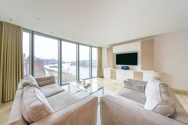 St. George Wharf, London, SW8, photo 1