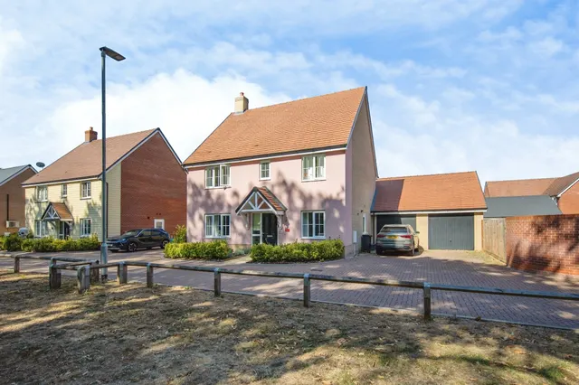 Barfoot Drive, Colchester, photo 1