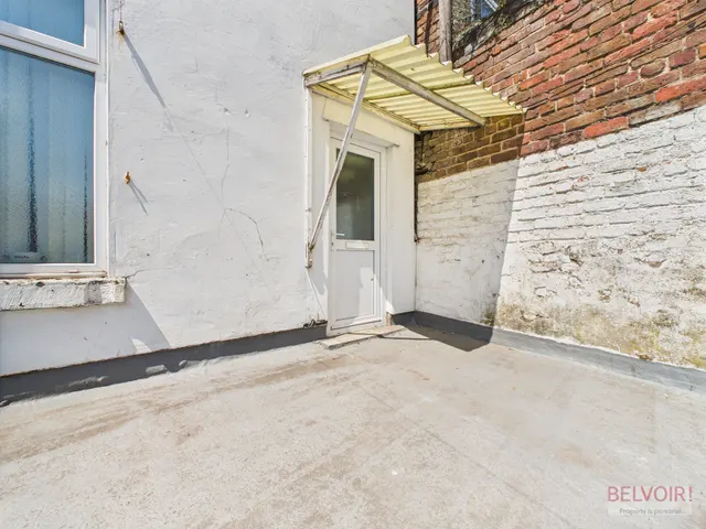 County Road, Walton, L4, photo 1
